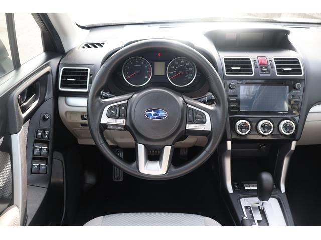 Used 2018 Subaru Forester 2.5i Premium w/ All-Weather Package AWD/4WD image 11