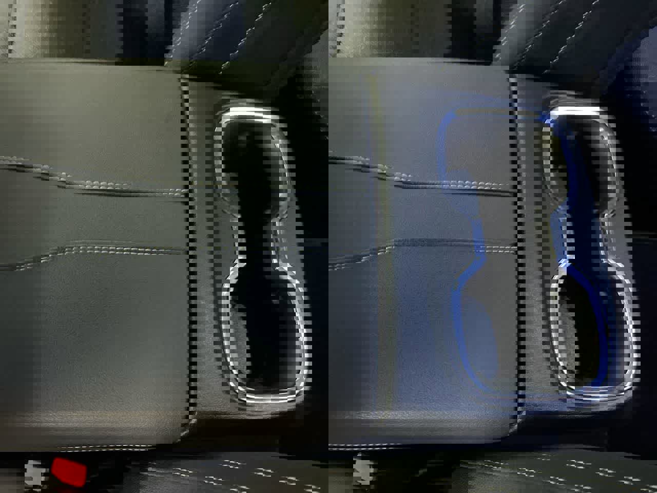 Used 2025 Chevrolet Traverse LT image 23