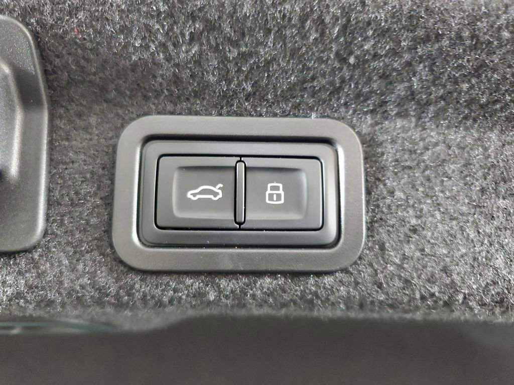 Used 2025 Audi A6 Premium Plus AWD/4WD image 10