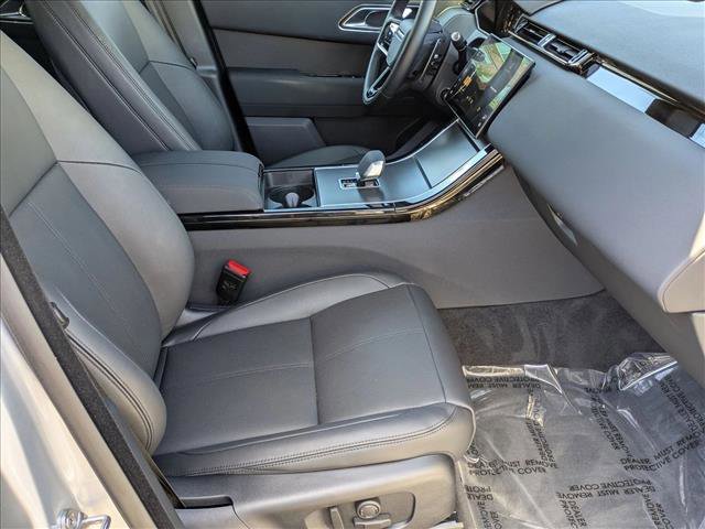 Certified 2025 Land Rover Range Rover Velar Dynamic SE image 22