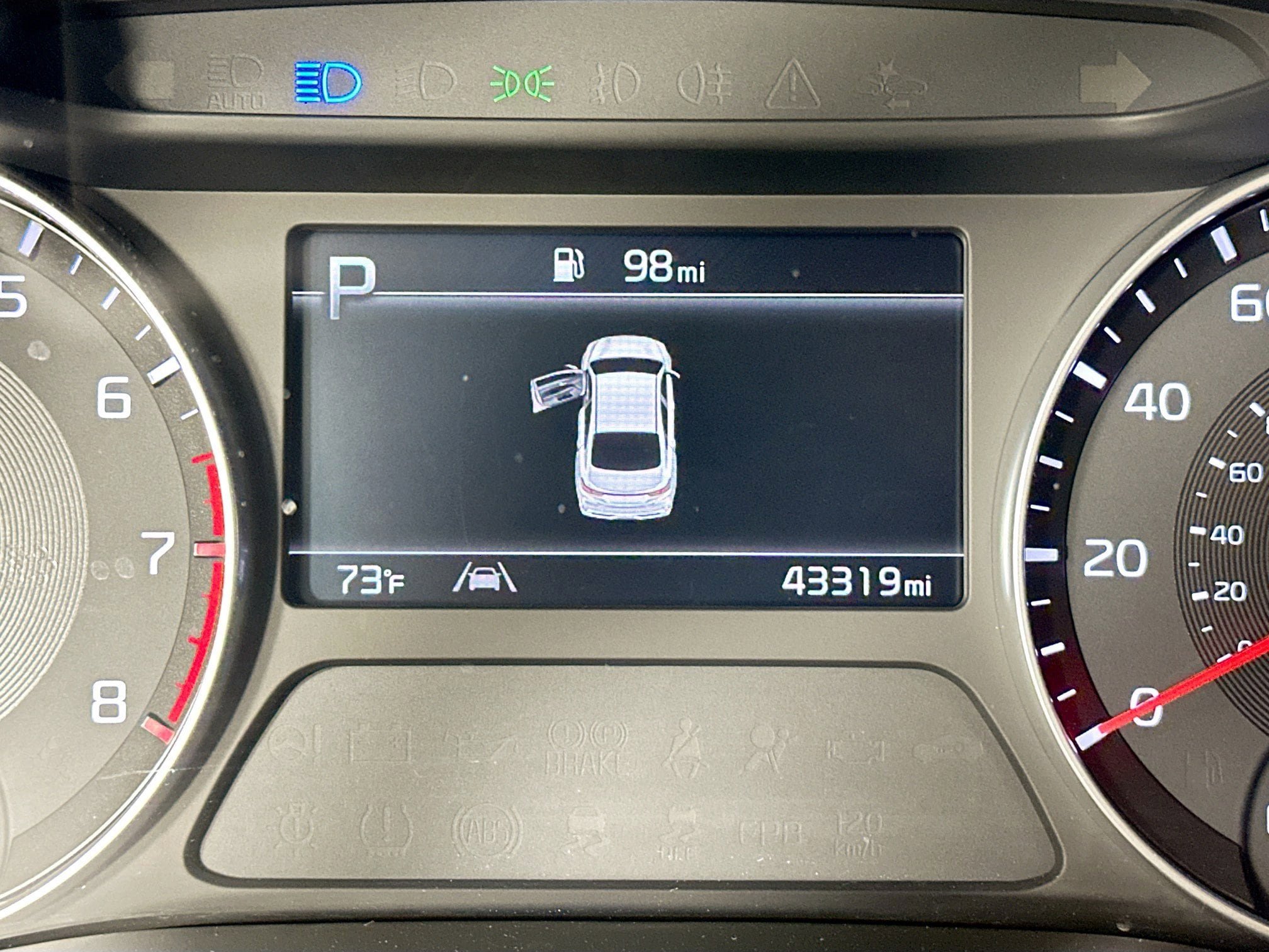 Used 2024 Kia Forte LXS w/ LXS Technology Package FWD image 16