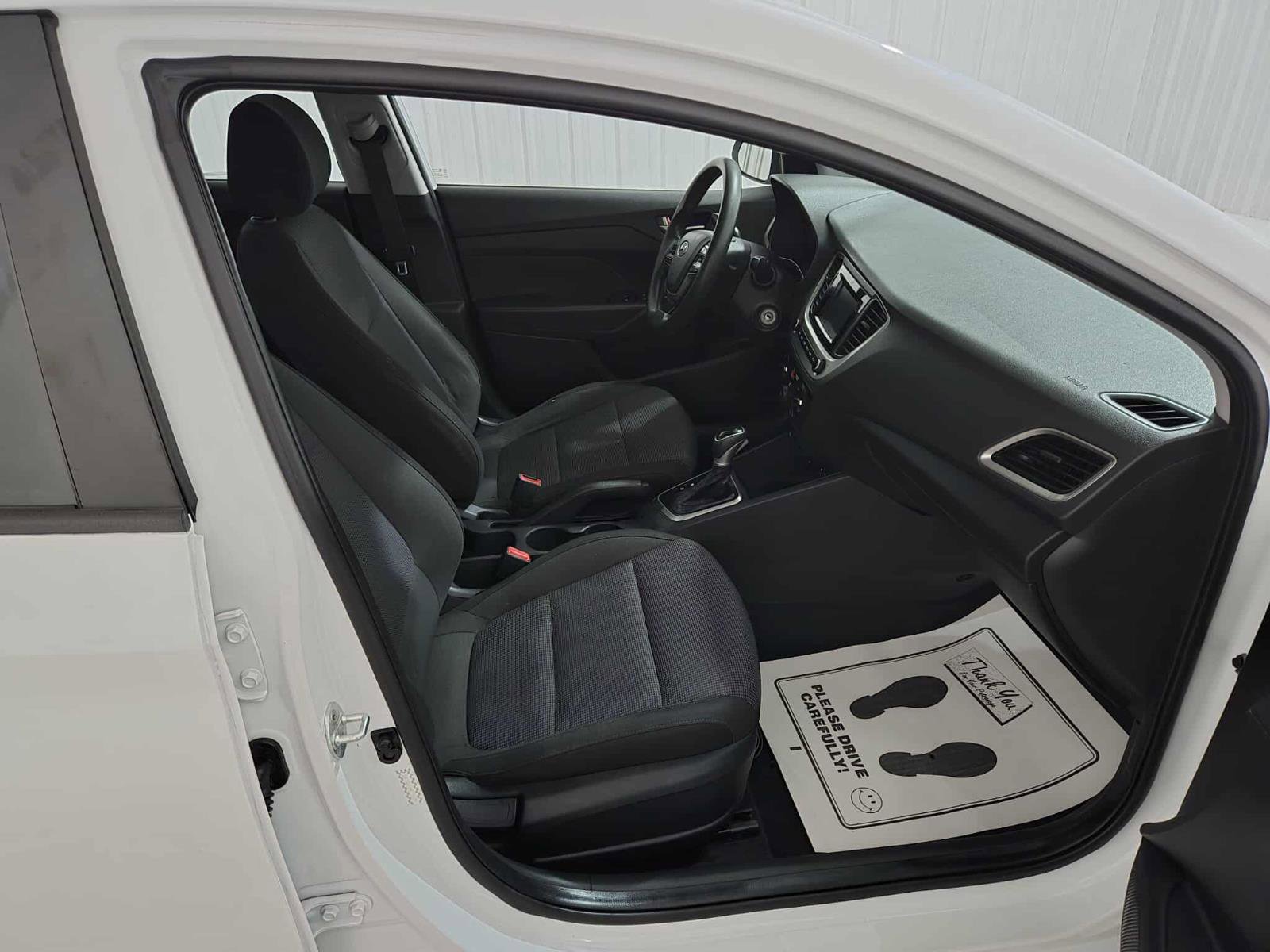 Used 2021 Hyundai Accent SE w/ Cargo Package image 18