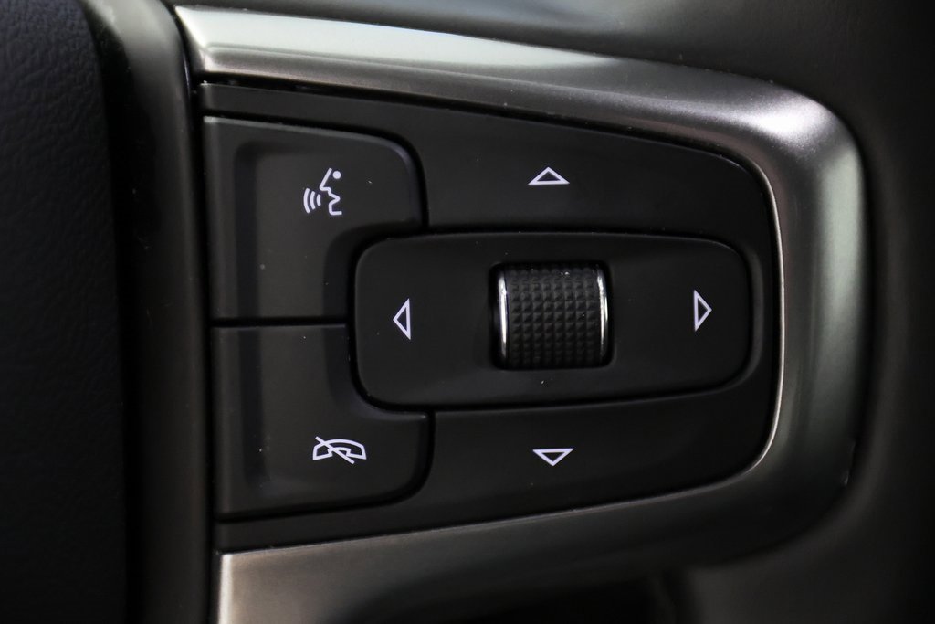 Used 2025 Chevrolet Silverado 3500 LTZ image 22