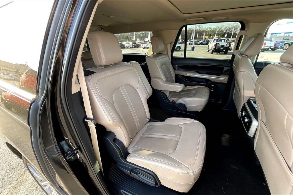 Used 2023 Ford Expedition Max Limited image 29
