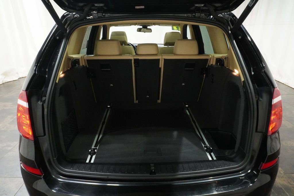 Used 2017 BMW X3 xDrive28i image 6