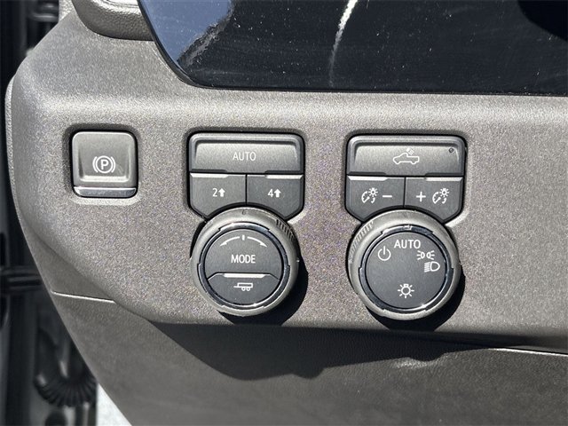 Certified 2025 Chevrolet Silverado 1500 LT image 18