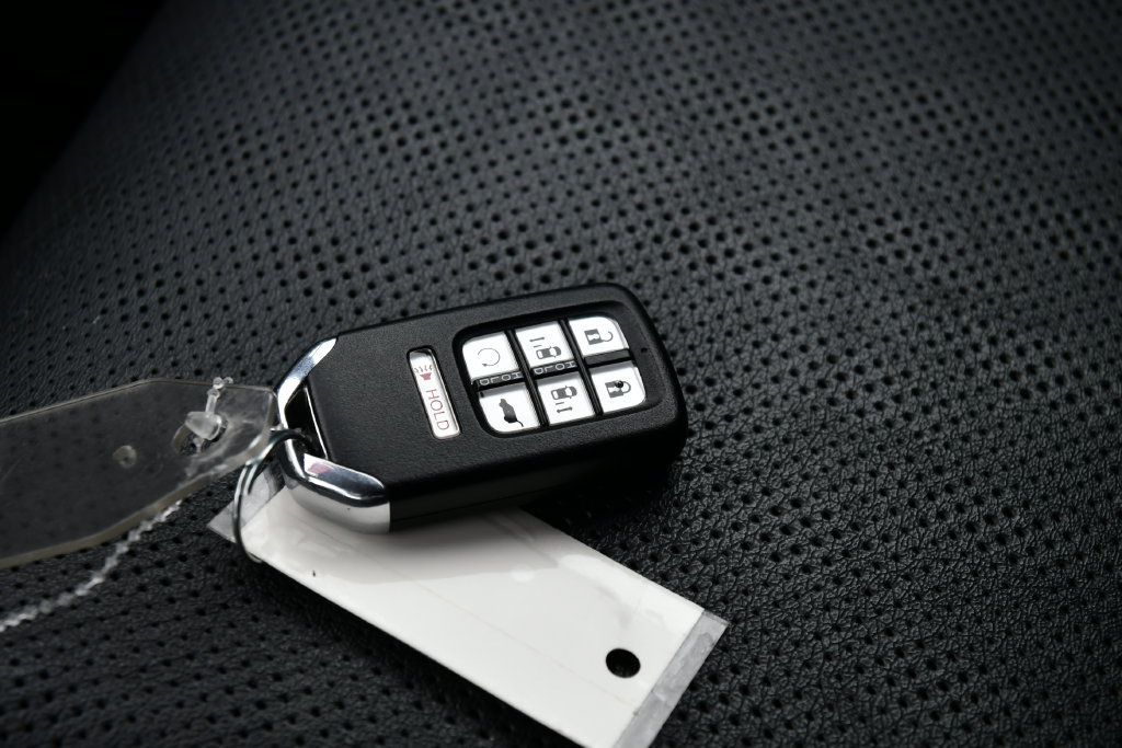 Used 2022 Honda Odyssey Elite image 19