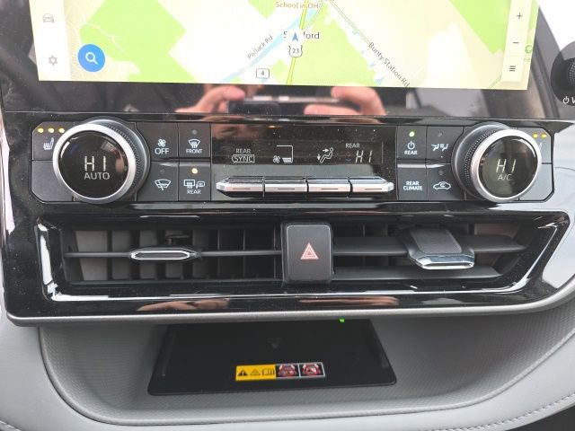 Used 2026 Toyota Highlander XLE image 5