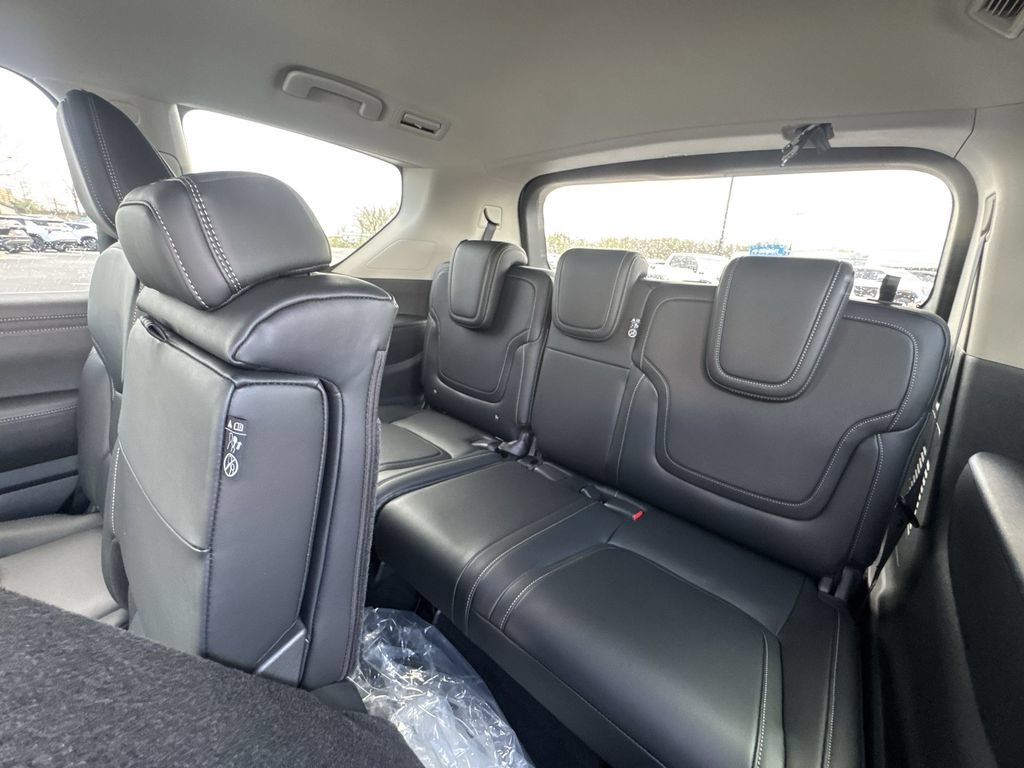 New 2026 Nissan Armada SV RWD image 23