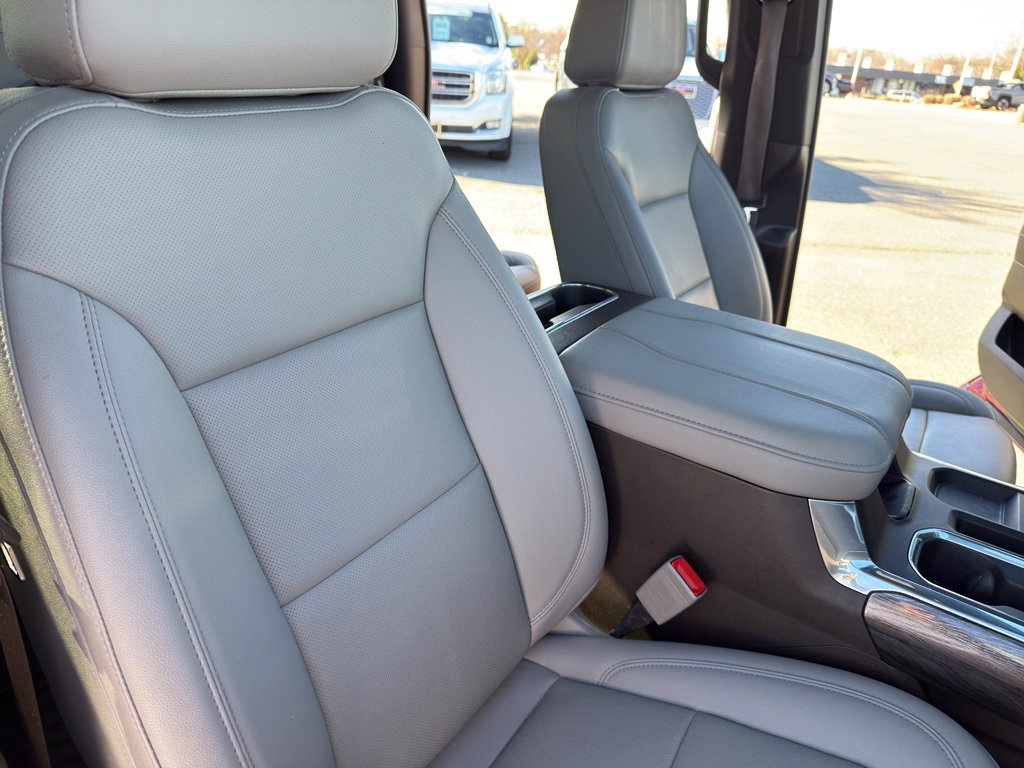 Used 2025 Chevrolet Silverado 1500 LTZ w/ LTZ Convenience Package II image 34