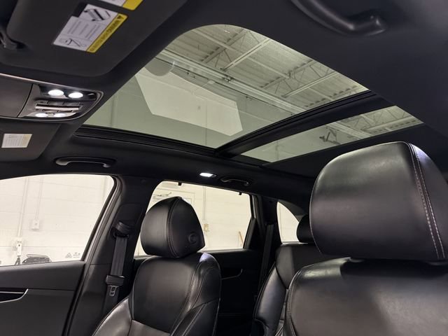 Used 2019 Kia Sorento SX image 24