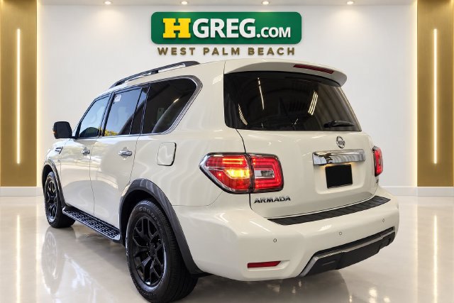 Used 2020 Nissan Armada SL w/ Premium Package RWD image 2