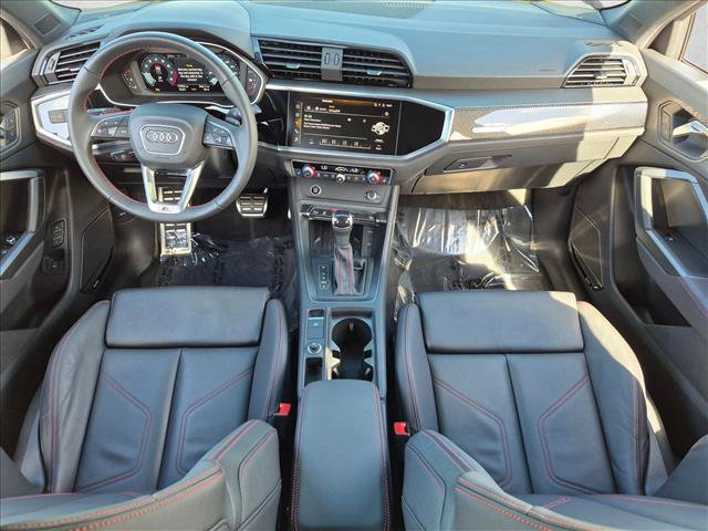 Certified 2025 Audi Q3 2.0T Premium Plus w/ Premium Plus Package AWD/4WD image 16
