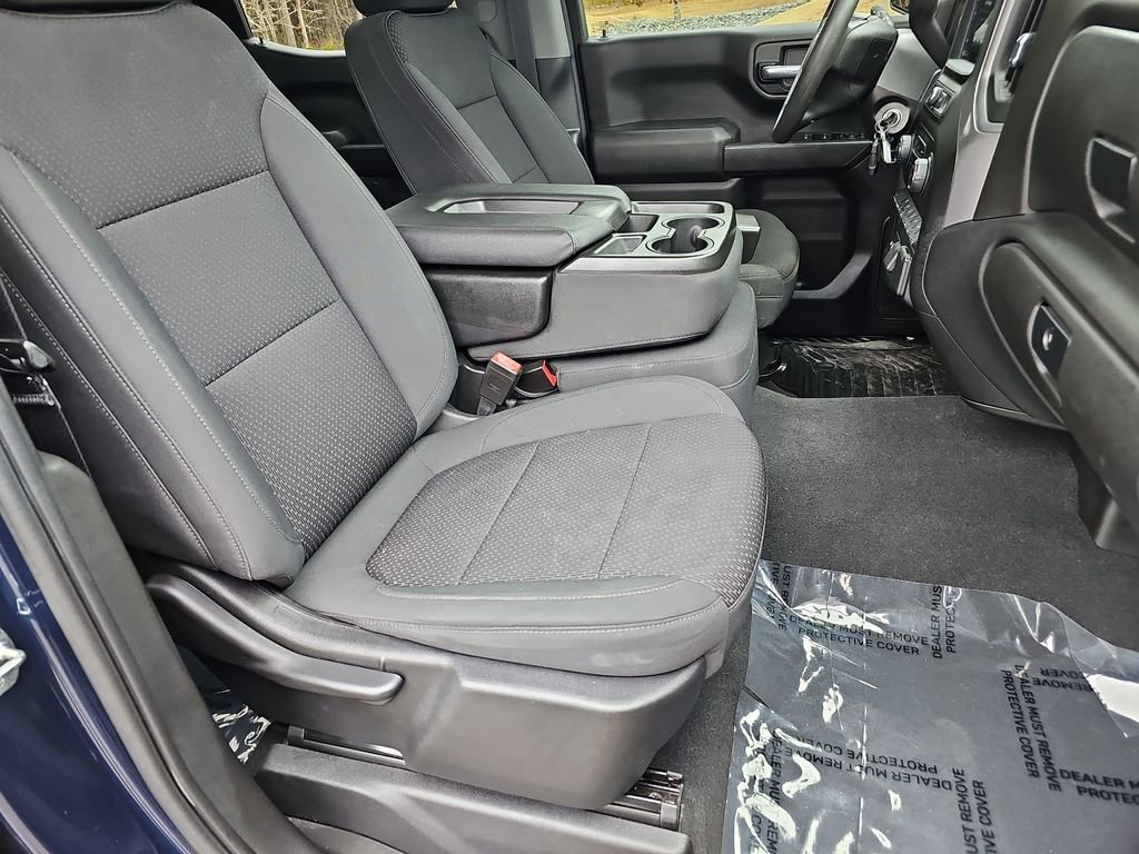 Used 2021 Chevrolet Silverado 1500 Custom w/ LPO, Dark Essentials Package image 11