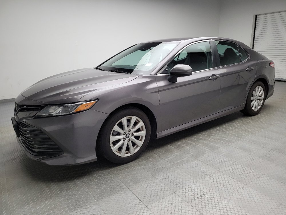 Used 2019 Toyota Camry LE FWD image 2