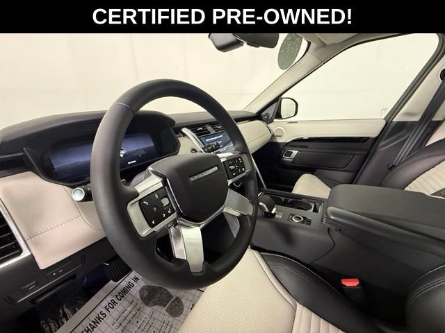 Certified 2025 Land Rover Discovery S AWD/4WD image 5