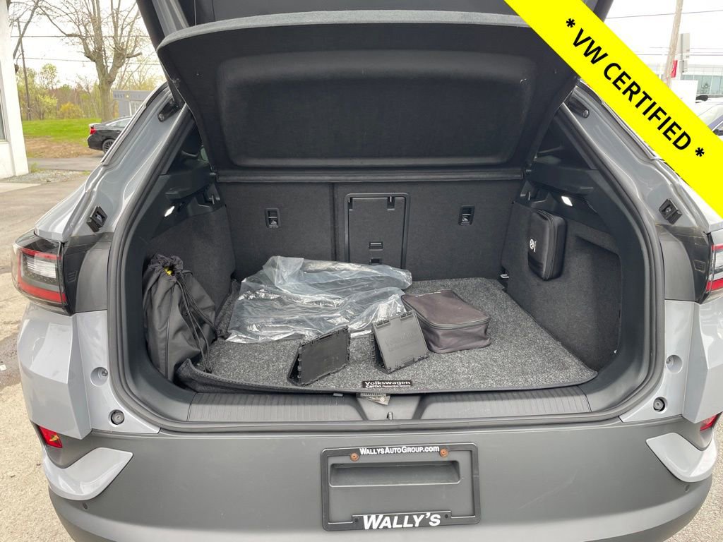 Used 2022 Volkswagen ID.4 Pro S w/ Gradient Package RWD image 8