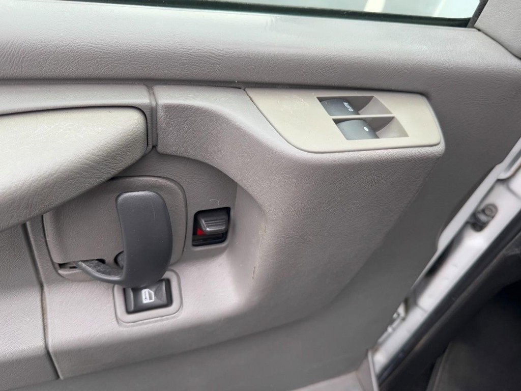 Used 2014 Chevrolet Express 3500 LT w/ LT Preferred Equipment Group image 12