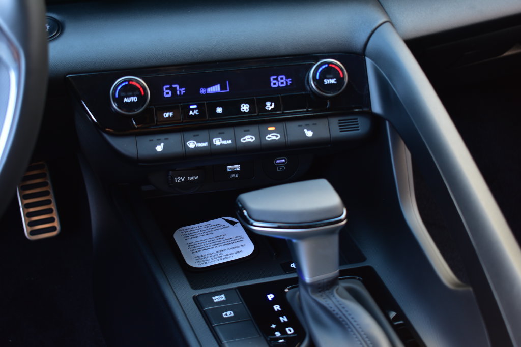 New 2026 Hyundai Elantra SEL Sport FWD image 31
