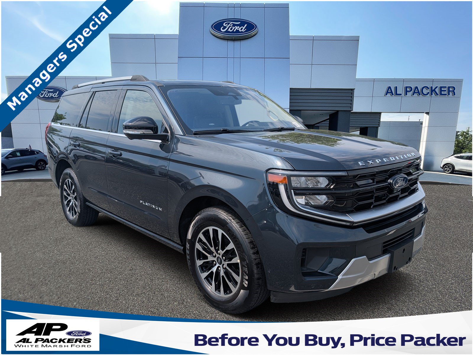 Used 2025 Ford Expedition Platinum AWD/4WD image 1