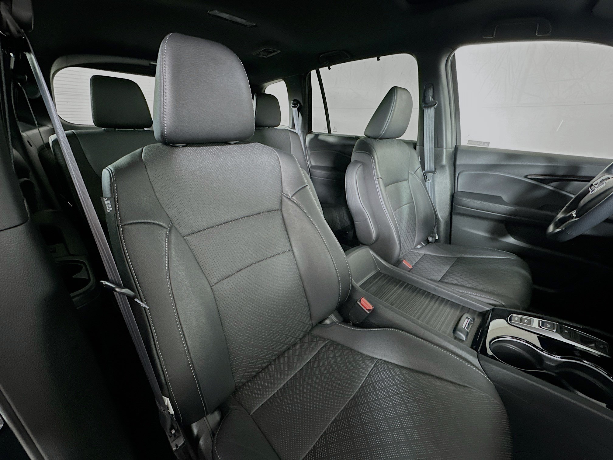 Used 2023 Honda Passport Elite image 28