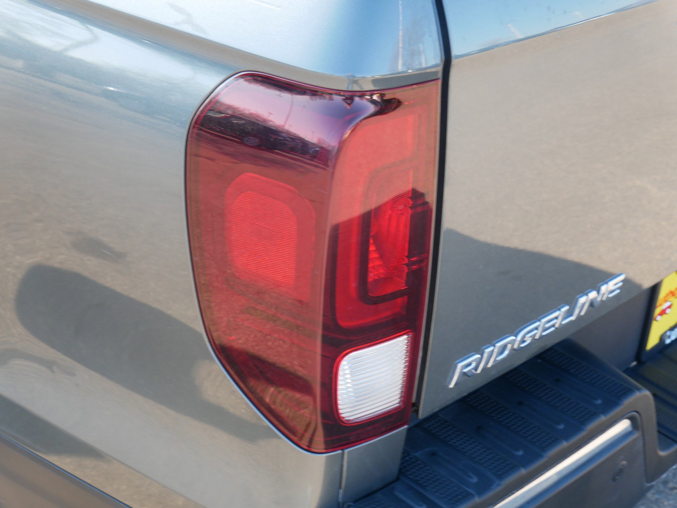 Used 2017 Honda Ridgeline RTL-E image 23