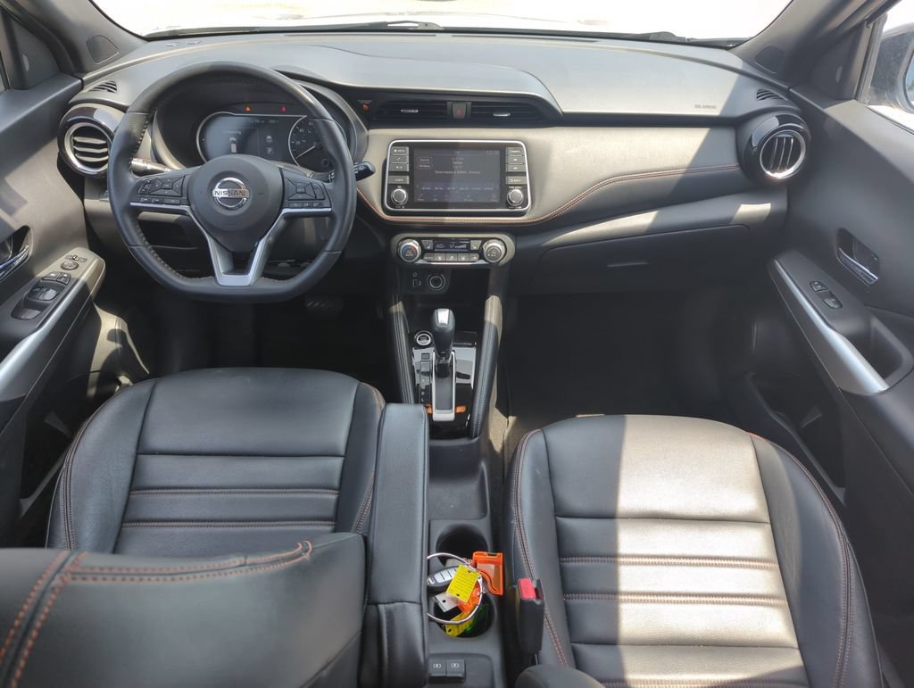 Used 2019 Nissan Kicks SR w/ SR Premium Package FWD image 15