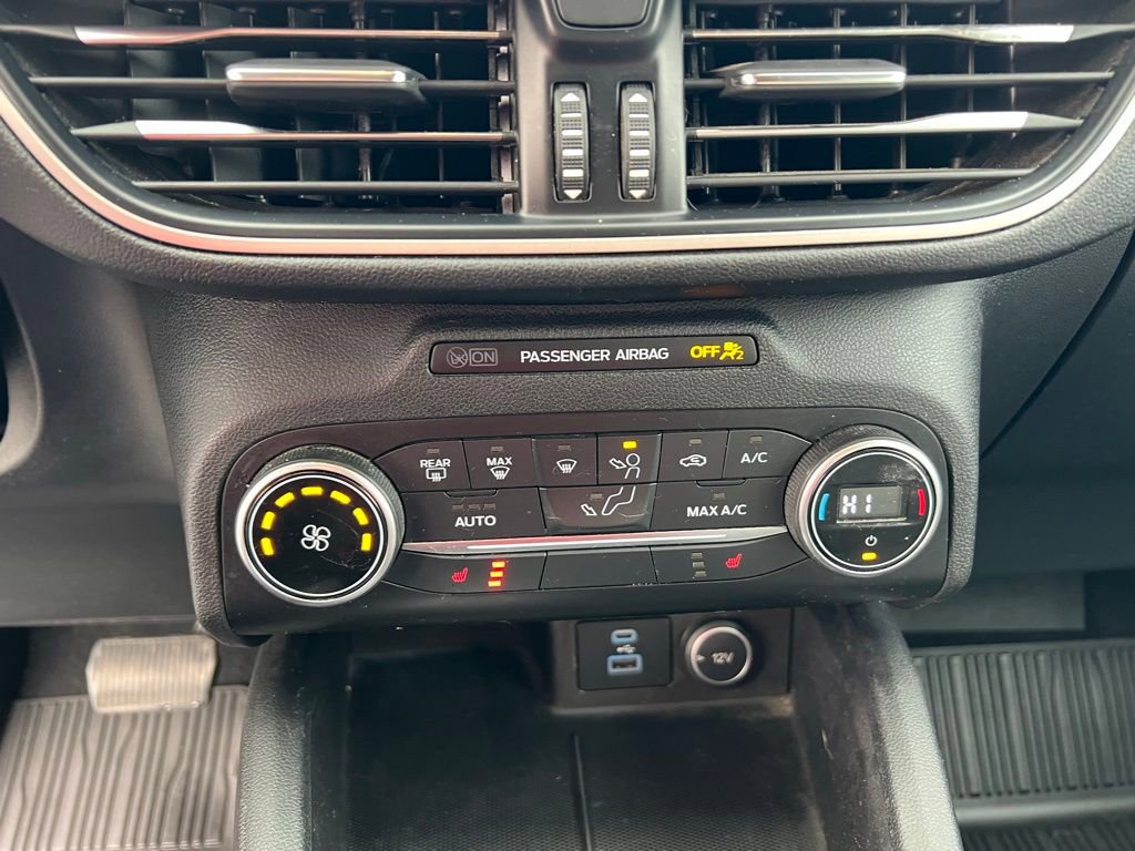 Used 2020 Ford Escape SE image 27