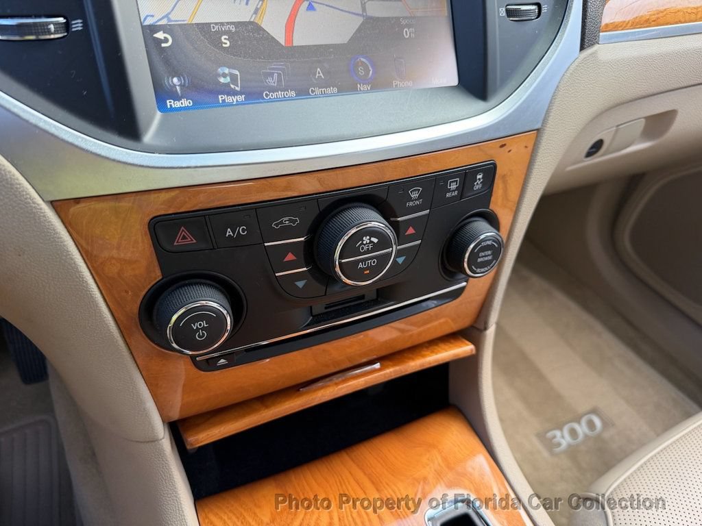 Used 2013 Chrysler 300 C RWD image 59