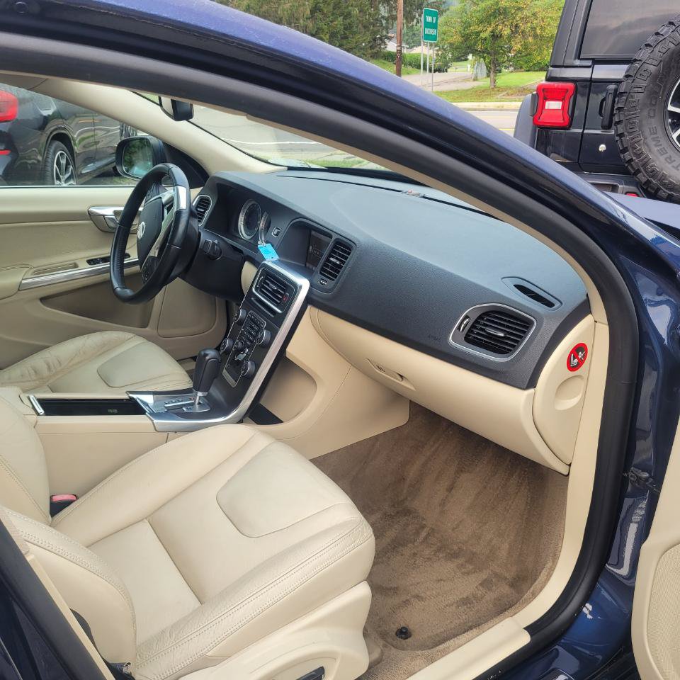 Used 2012 Volvo S60 T5 w/ Climate Pkg FWD image 24