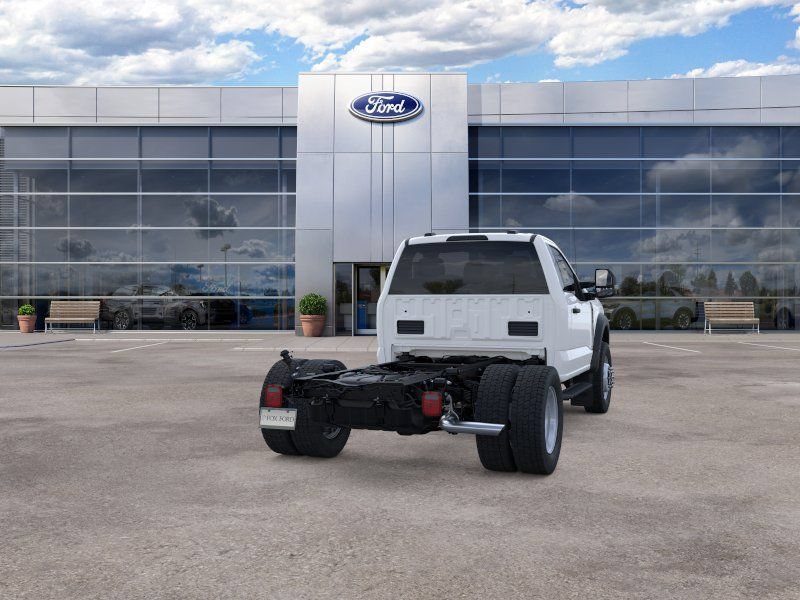 New 2025 Ford F550 4x4 Regular Cab Super Duty image 8