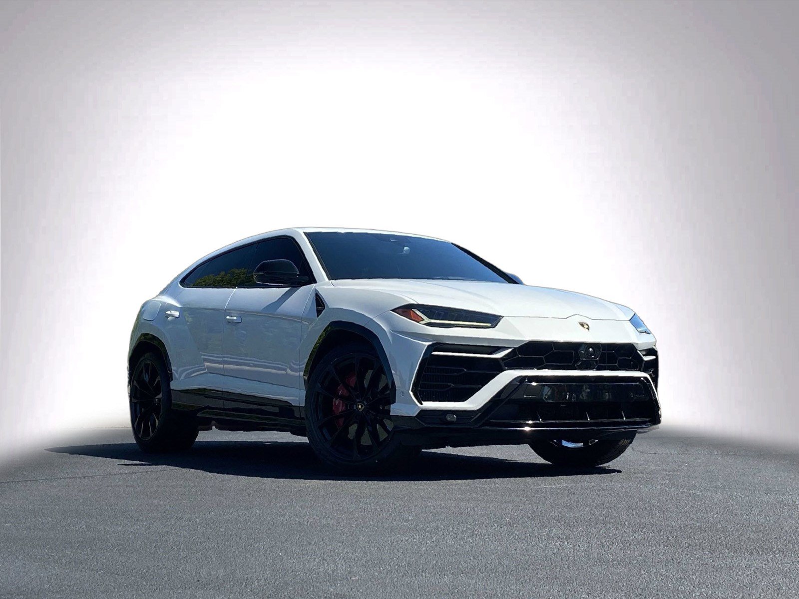 Used 2022 Lamborghini Urus AWD/4WD video 2