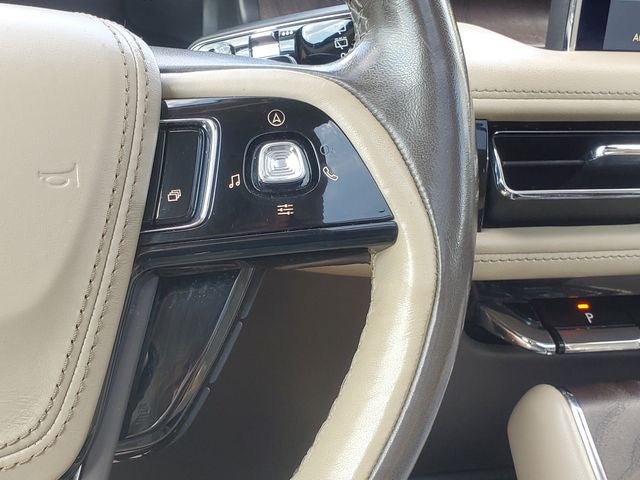 Used 2020 Lincoln Aviator Reserve w/ Equipment Group 202A AWD/4WD image 13