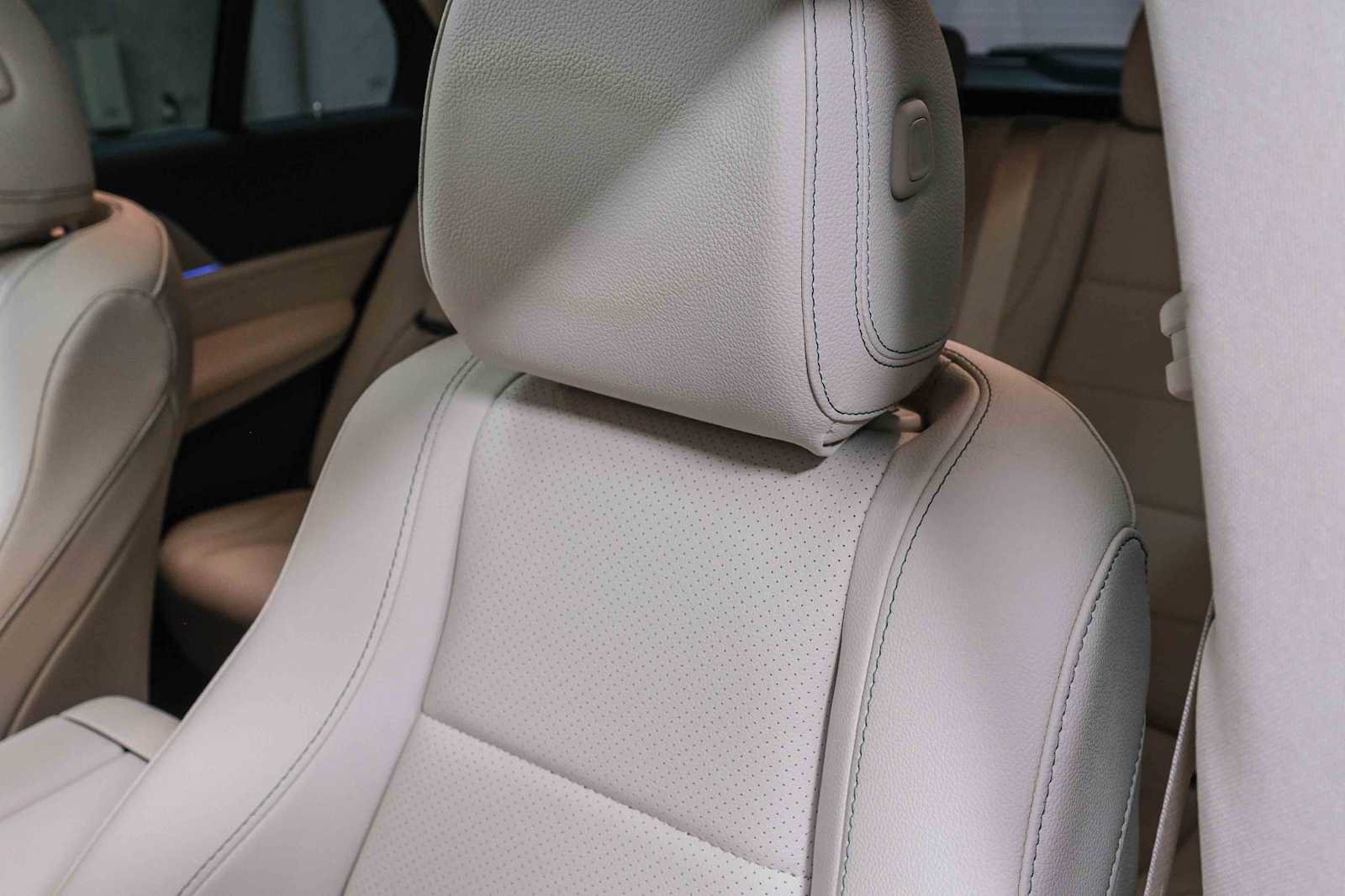 Certified 2024 Mercedes-Benz GLE 450e 4MATIC image 26