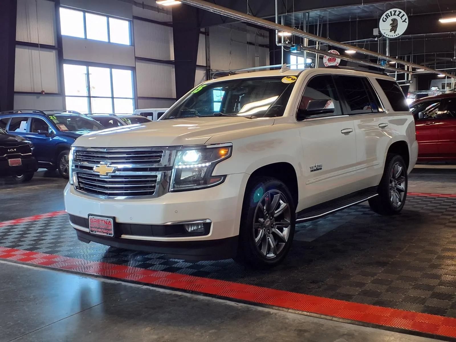 Used 2015 Chevrolet Tahoe LTZ w/ Texas Edition AWD/4WD image 3
