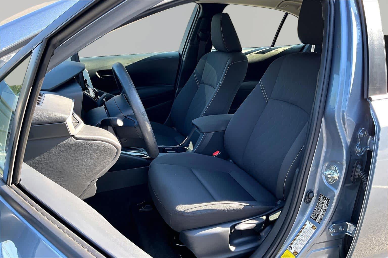 Certified 2026 Toyota Corolla LE FWD image 8