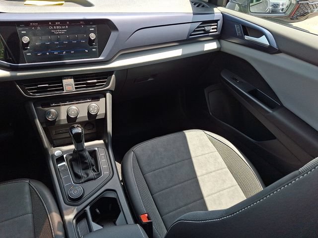 Certified 2022 Volkswagen Taos SE AWD/4WD image 17