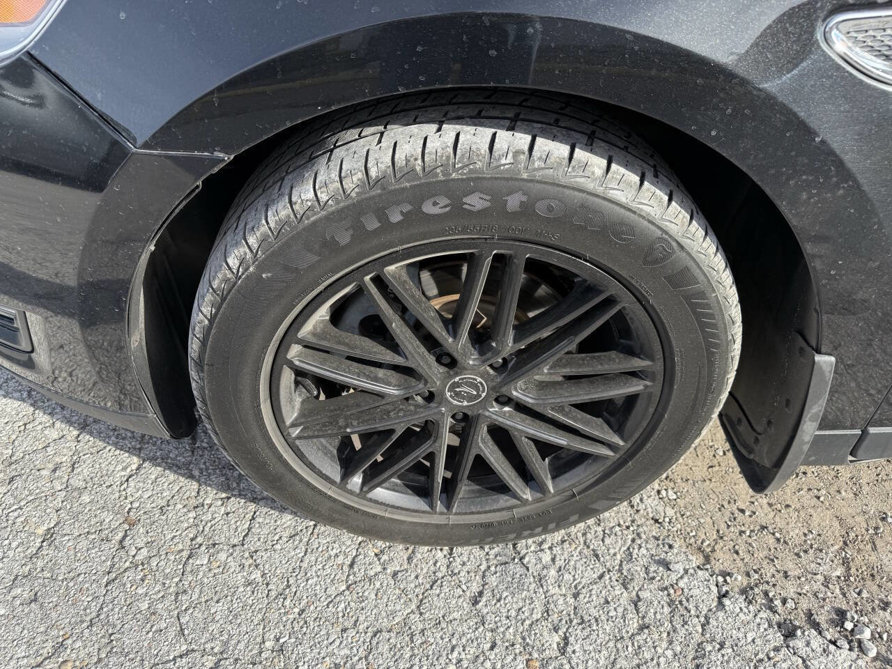 Used 2013 Ford Taurus SEL image 27