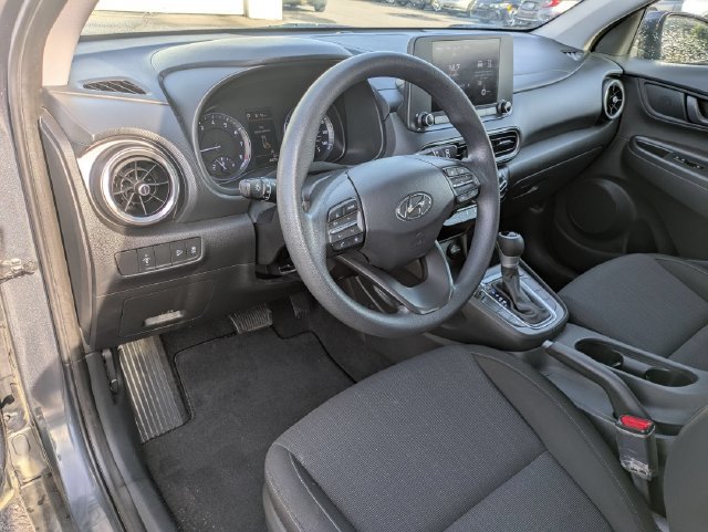 Used 2022 Hyundai Kona SEL w/ Cargo Package AWD/4WD image 8