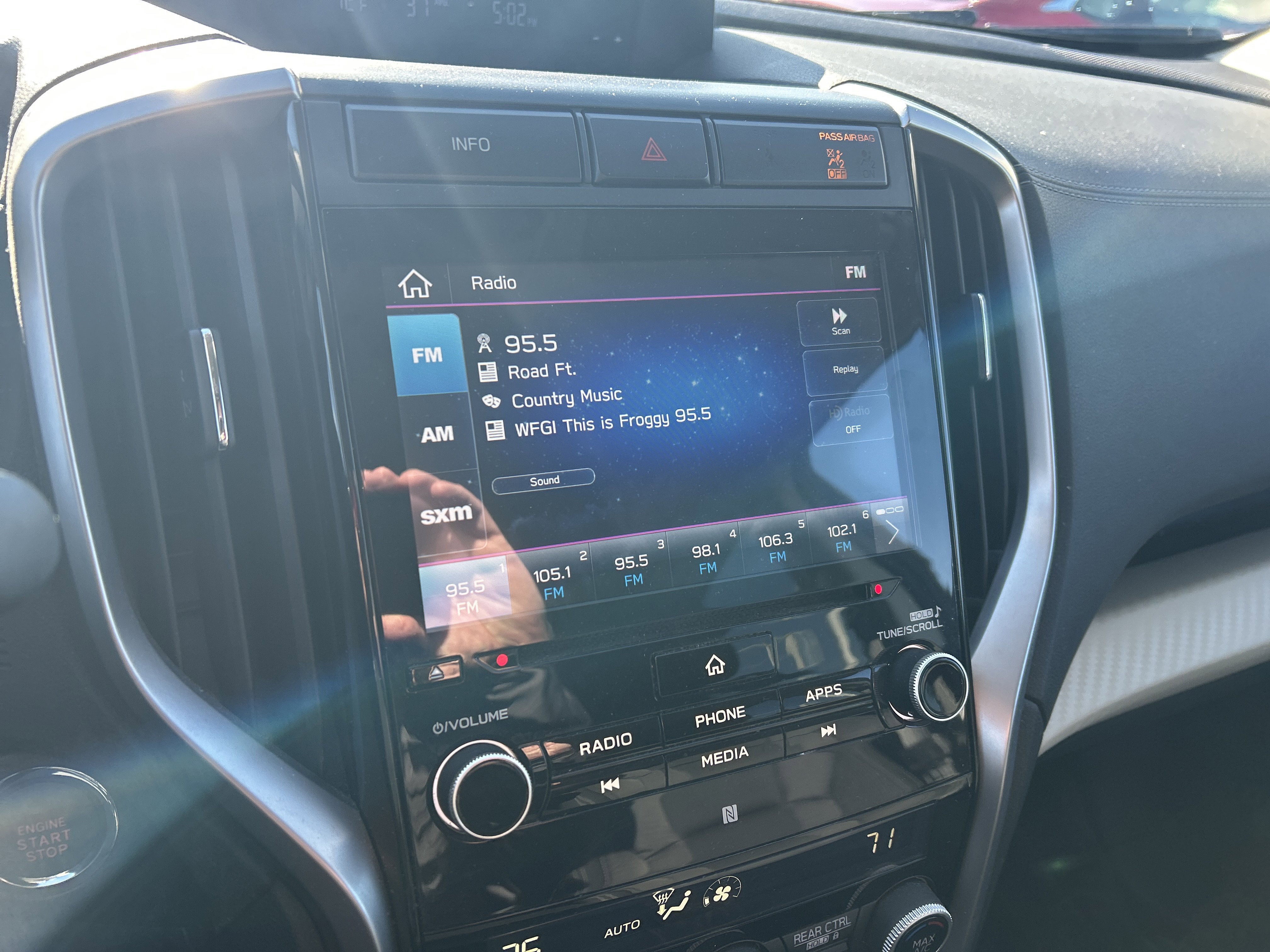 Used 2019 Subaru Ascent Premium image 39