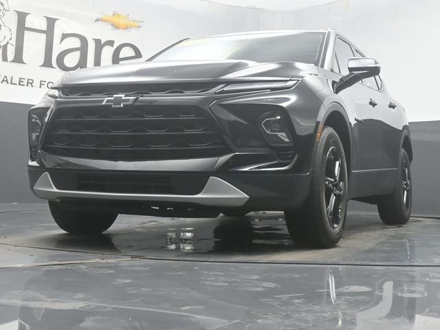 Used 2024 Chevrolet Blazer LT w/ Midnight/Sport Edition image 4