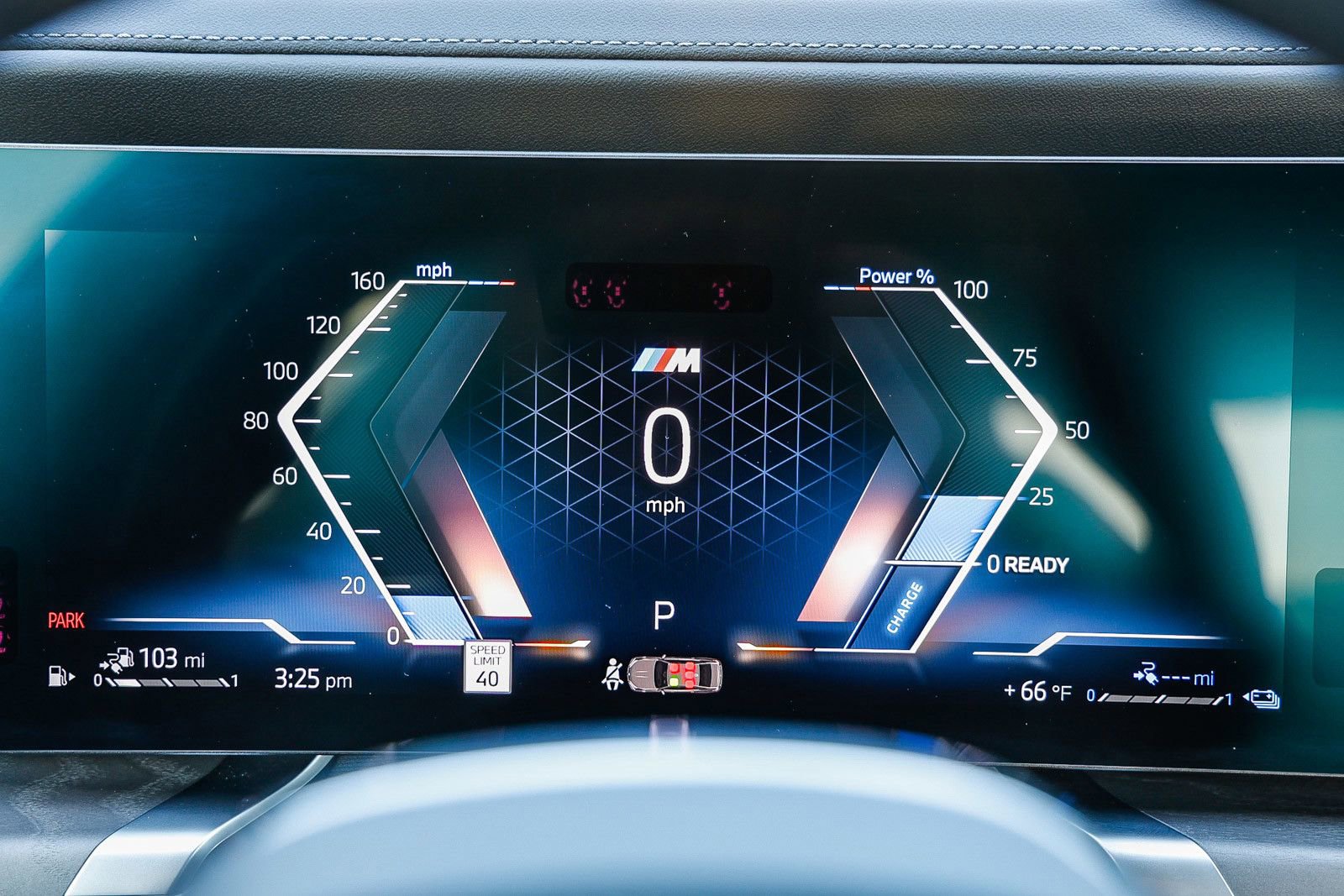 Used 2026 BMW 750e xDrive image 24