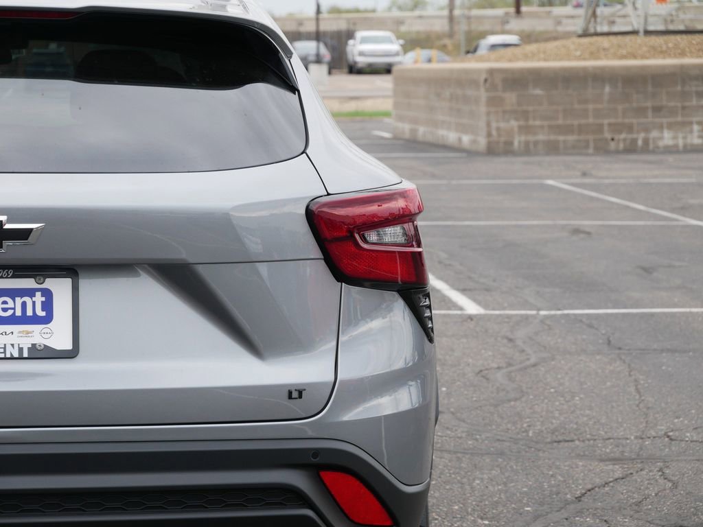 New 2026 Chevrolet Trax LT FWD image 7