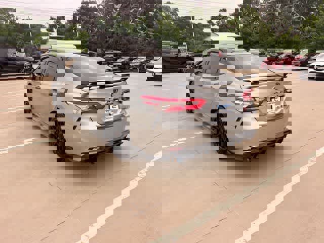 Used 2020 Toyota Camry TRD FWD image 5