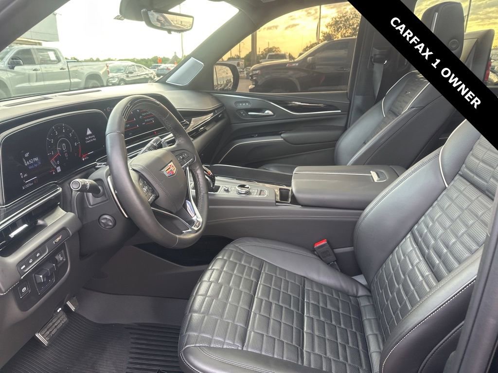 Used 2024 Cadillac Escalade V AWD/4WD image 11