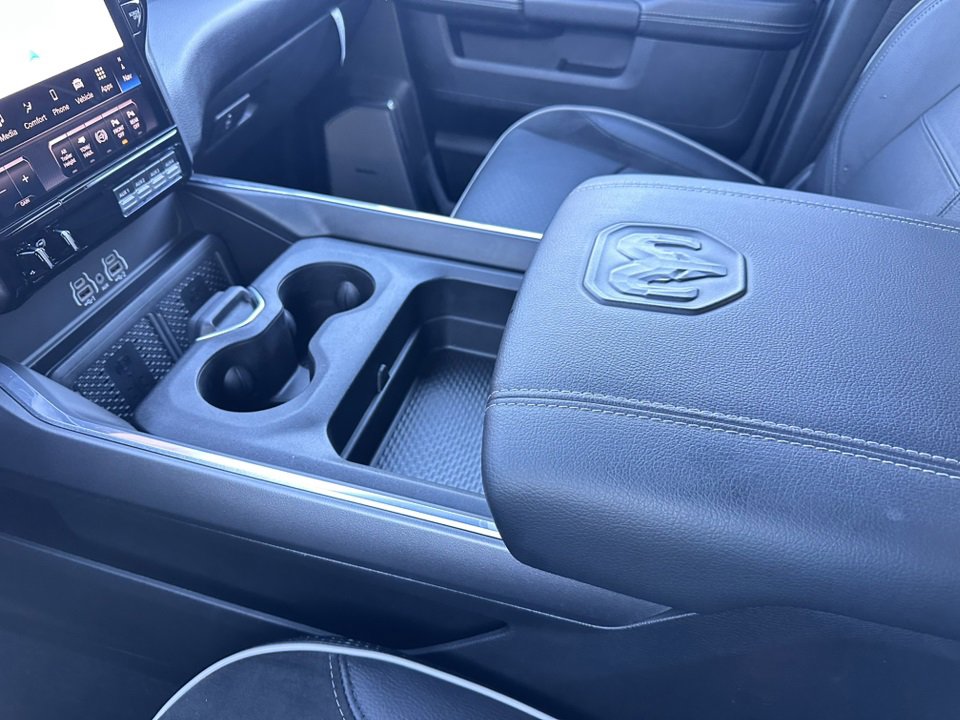 Used 2025 RAM 3500 Laramie image 35