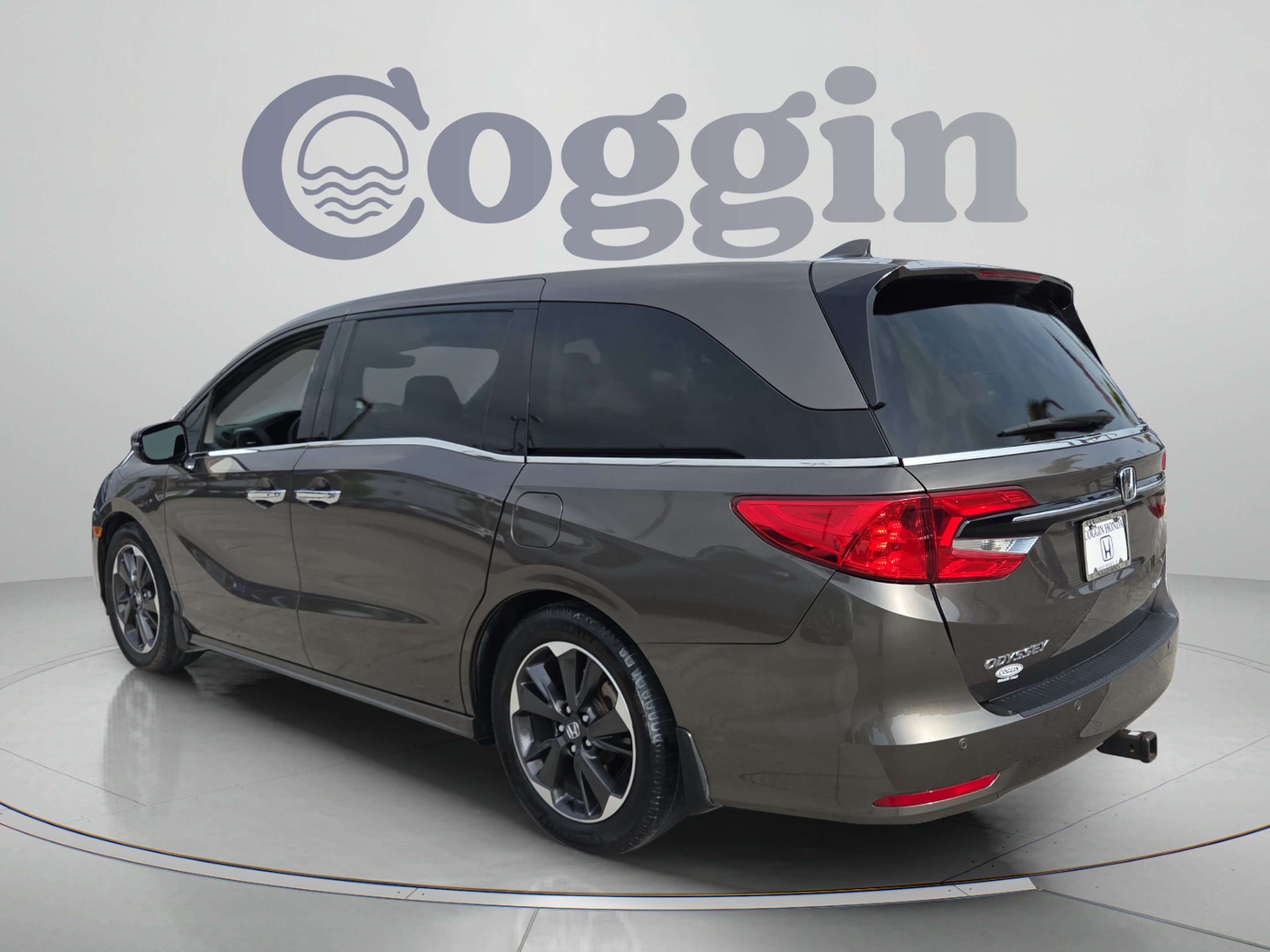 Certified 2022 Honda Odyssey Elite image 3