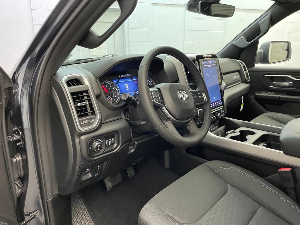 New 2026 RAM 1500 Big Horn AWD/4WD image 17