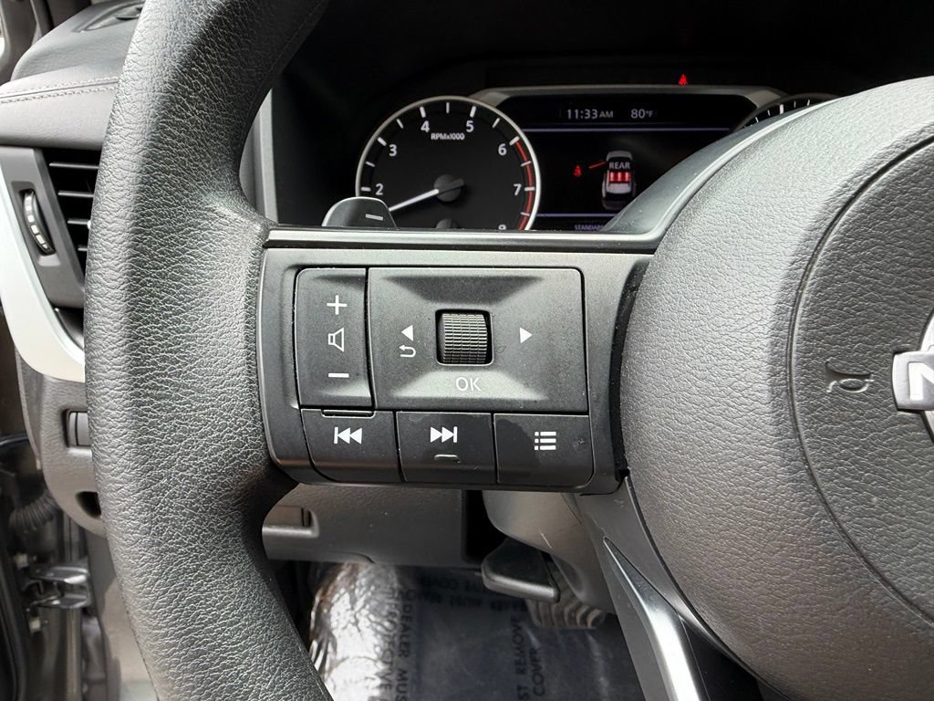 Used 2024 Nissan Rogue SV FWD image 23