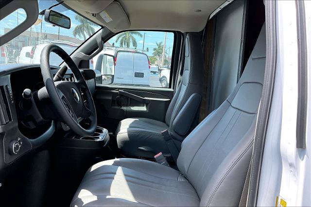 New 2025 Chevrolet Express 3500 w/ Driver Convenience Package RWD image 12
